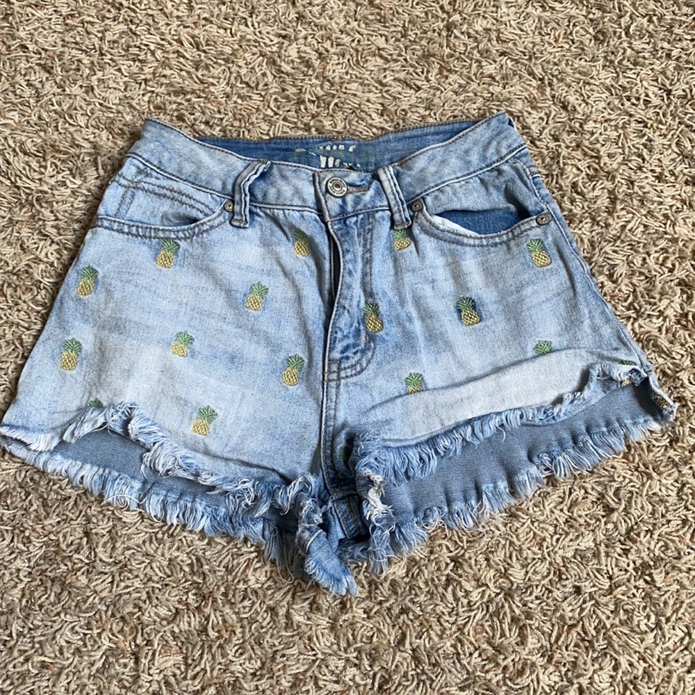 pineapple print jean shorts